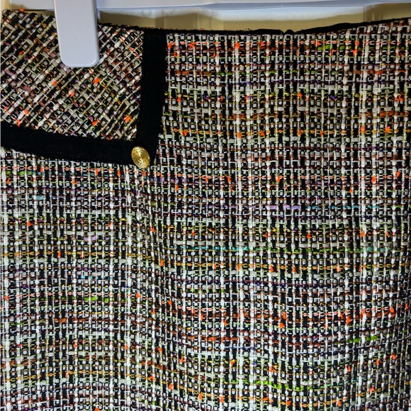 Trina Turk Tweed Skirt - Picture 3 of 12